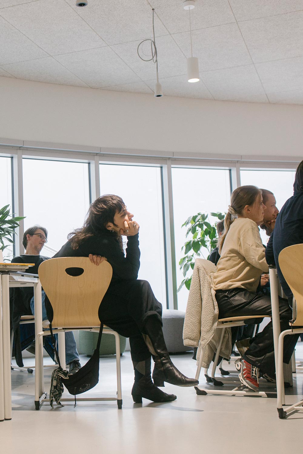 Photo of the workshop participants following the introduction.